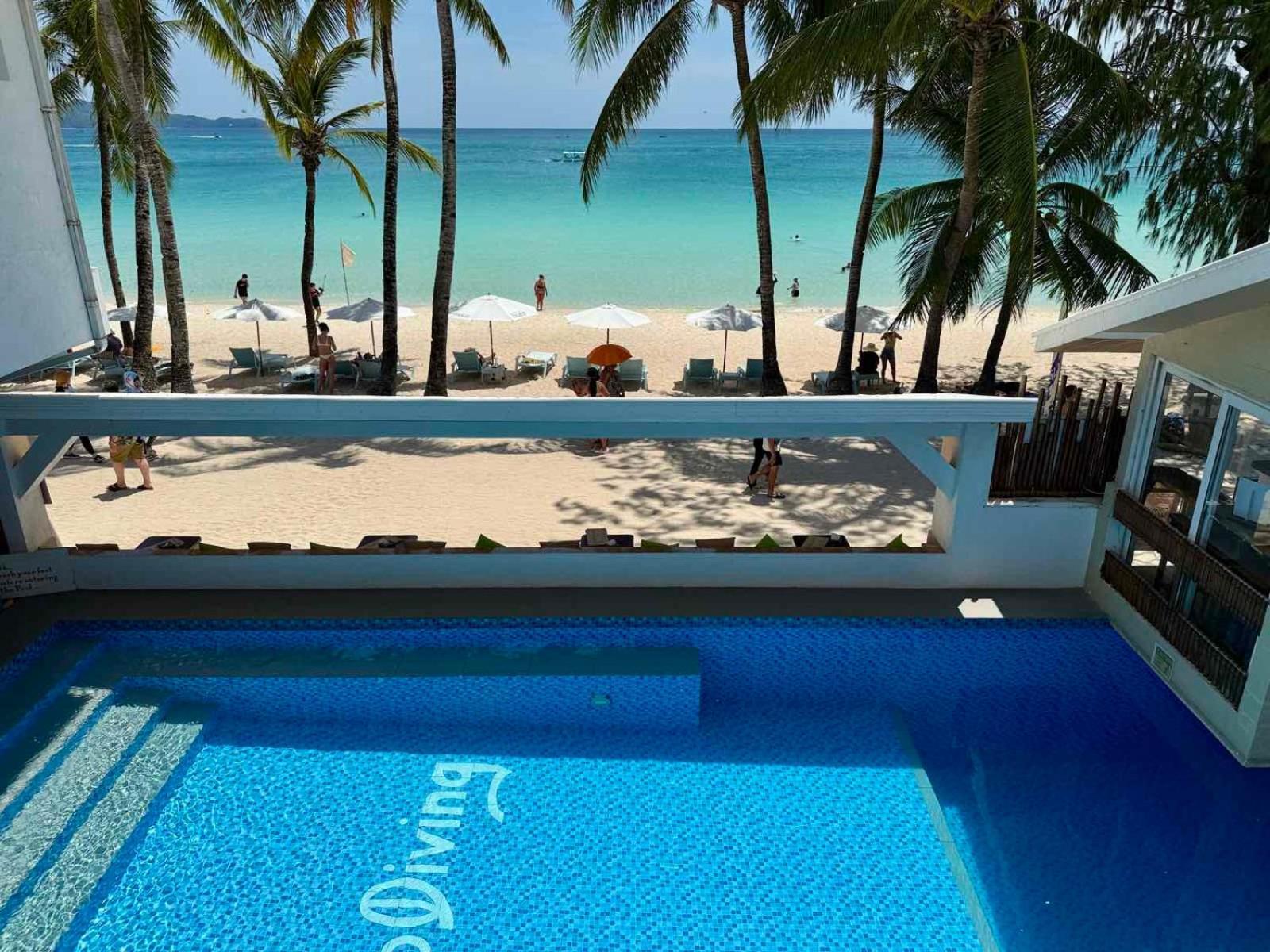 Calypso Beach And Dive Resort Manoc-Manoc Exterior photo